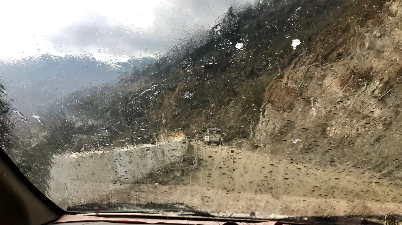 Photo of Munsyari-Madkot Rd By Nityananda Mukherjee