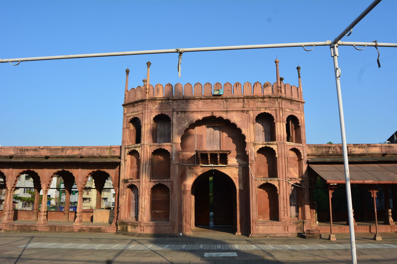 Photo of Trip to Moti Masjid: A Gorgeous Shrine in Bhopal By Mahesh Maddala