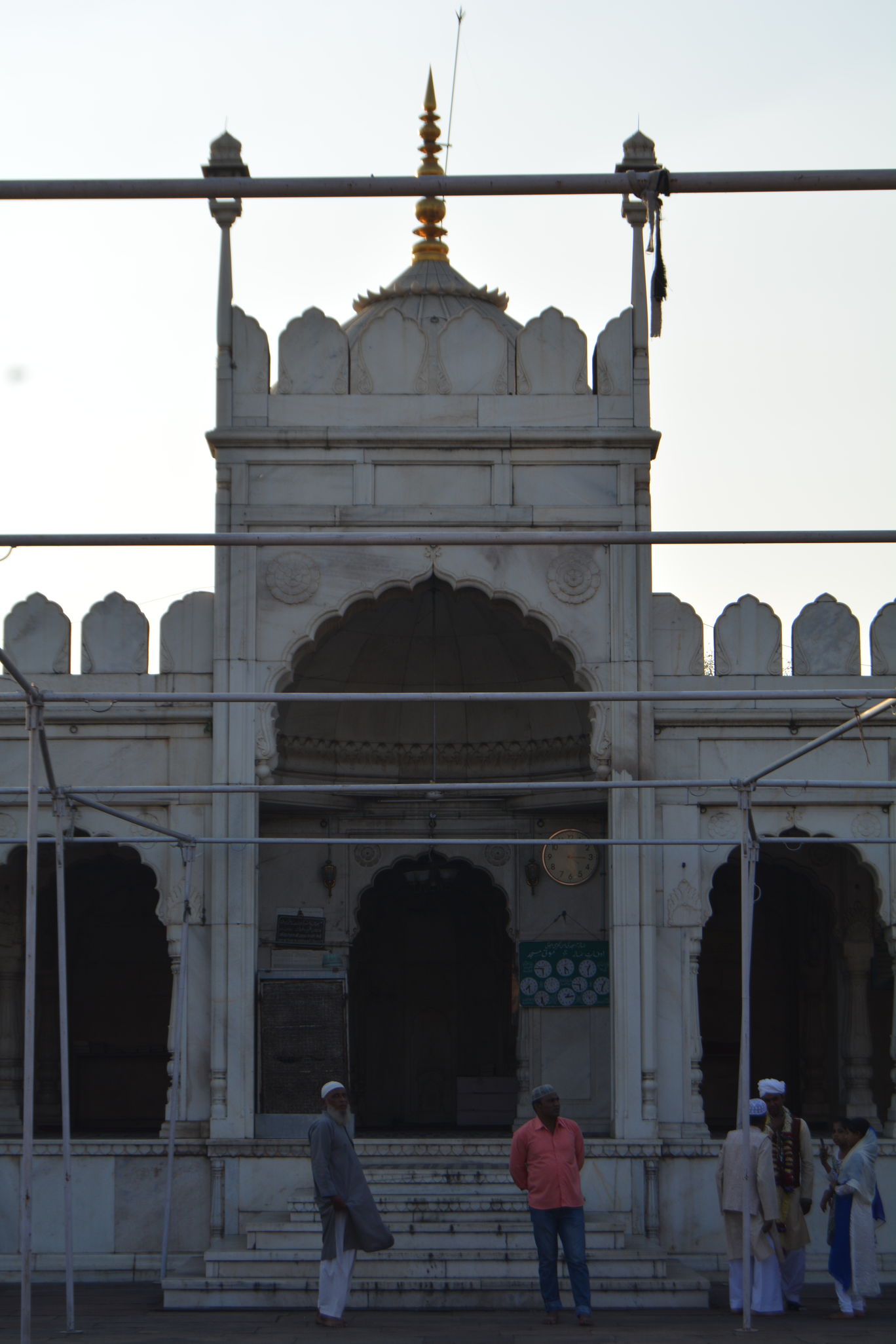 Photo of Trip to Moti Masjid: A Gorgeous Shrine in Bhopal By Mahesh Maddala
