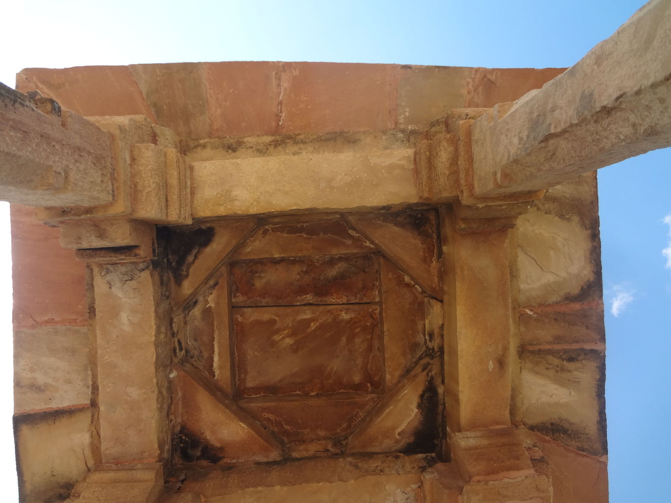 Photo of Chanderi - A town of historical importance By Mahesh Maddala