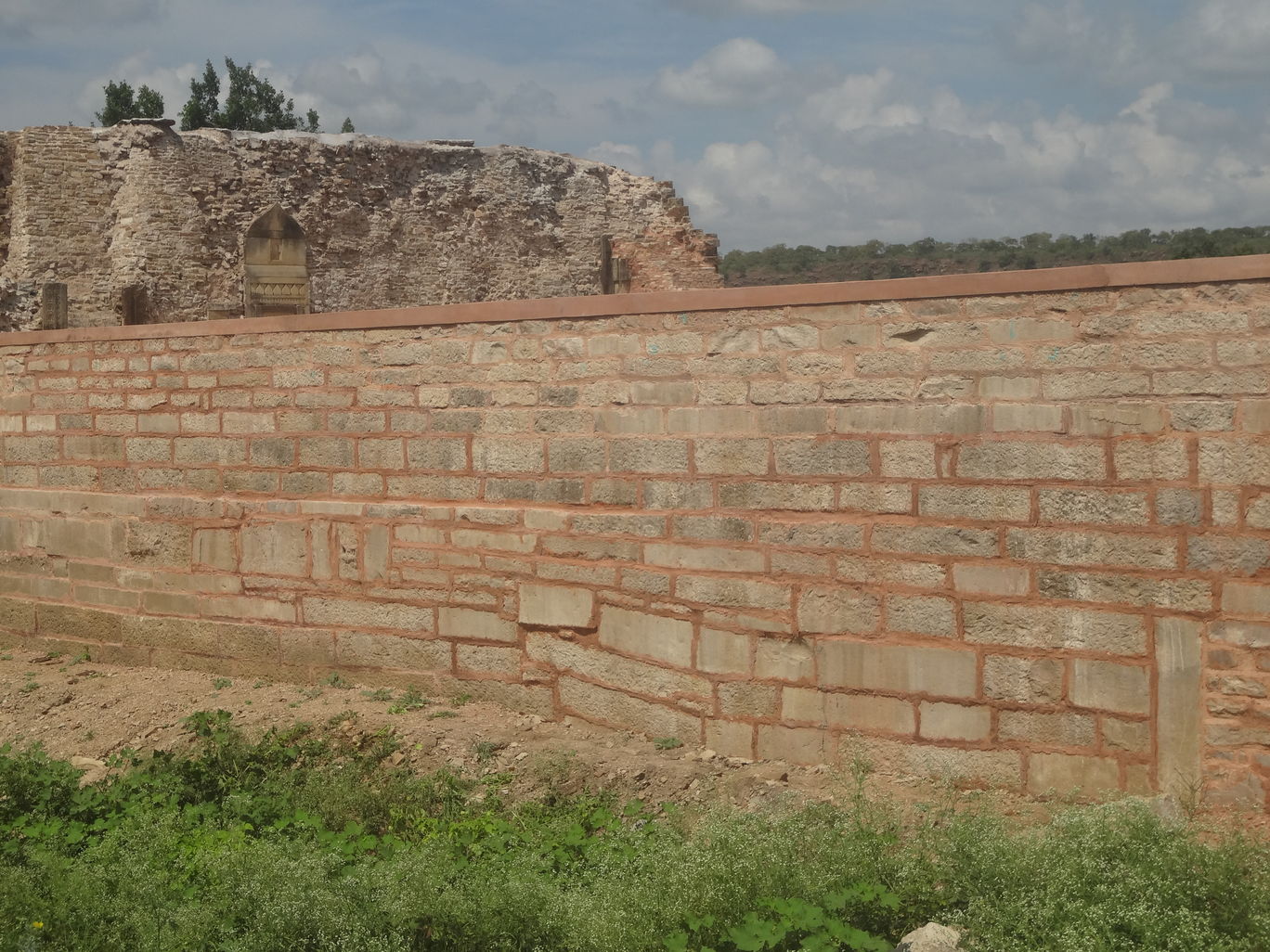 Photo of Chanderi - A town of historical importance By Mahesh Maddala
