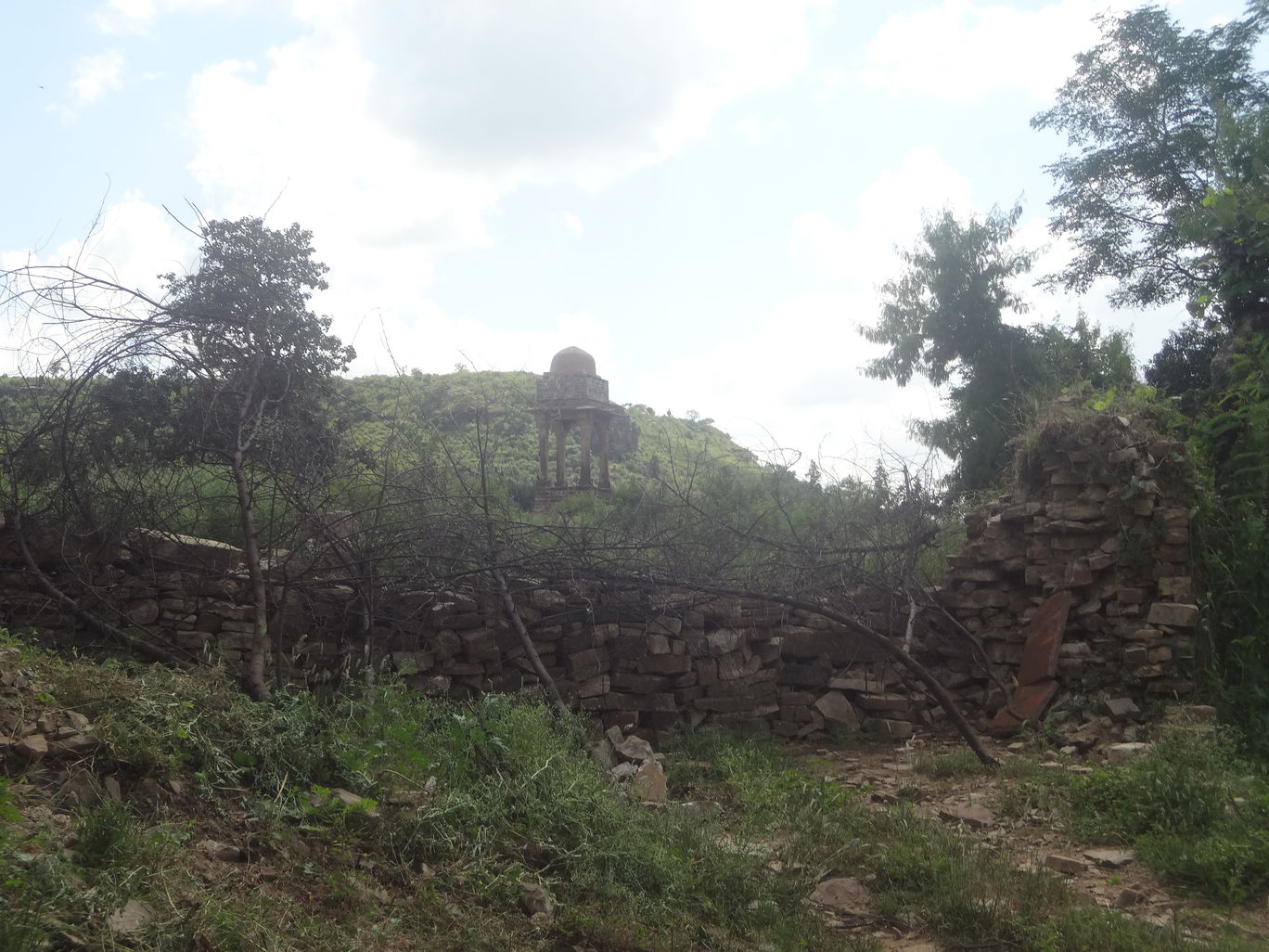 Photo of Chanderi - A town of historical importance By Mahesh Maddala