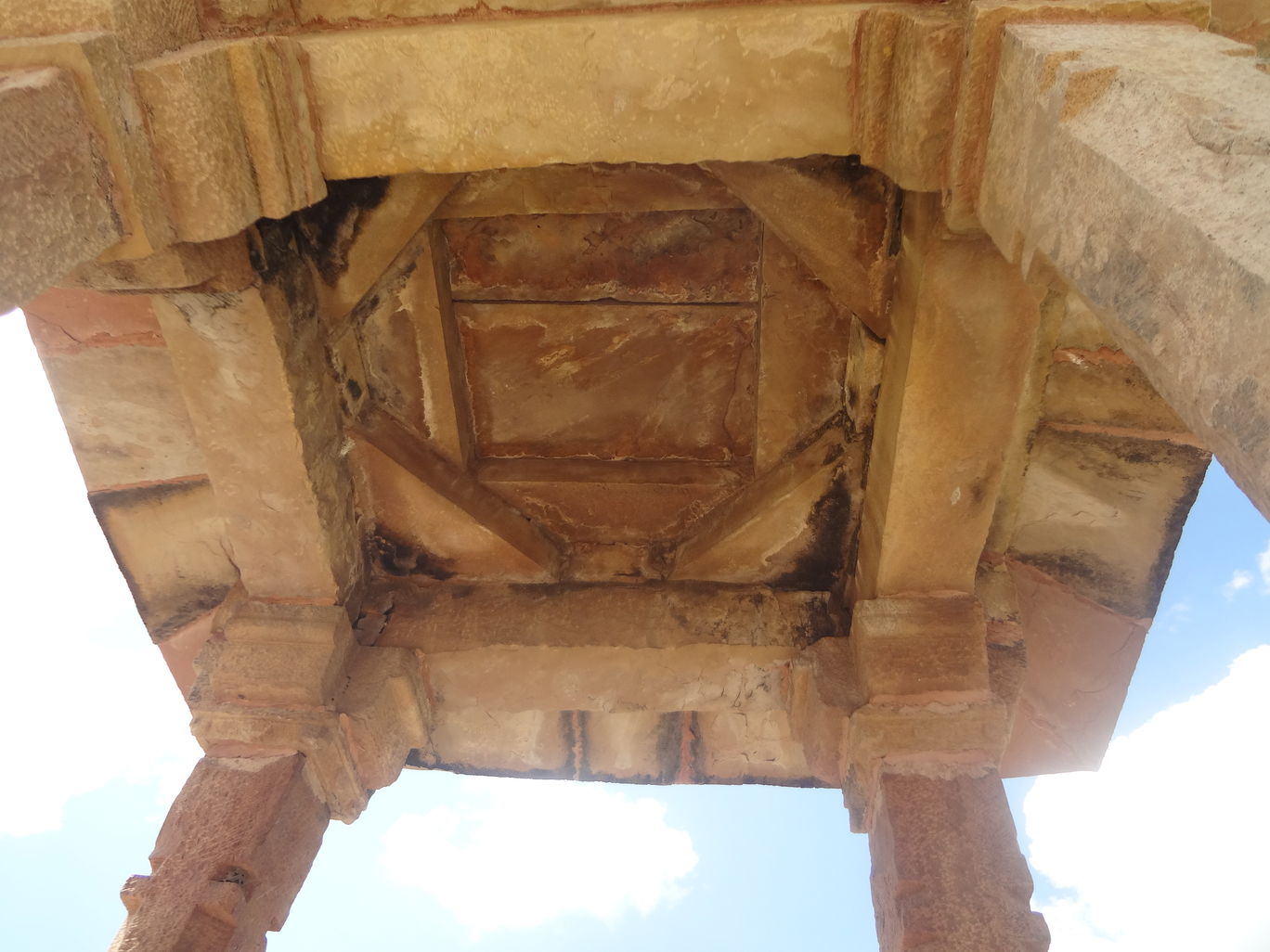 Photo of Chanderi - A town of historical importance By Mahesh Maddala