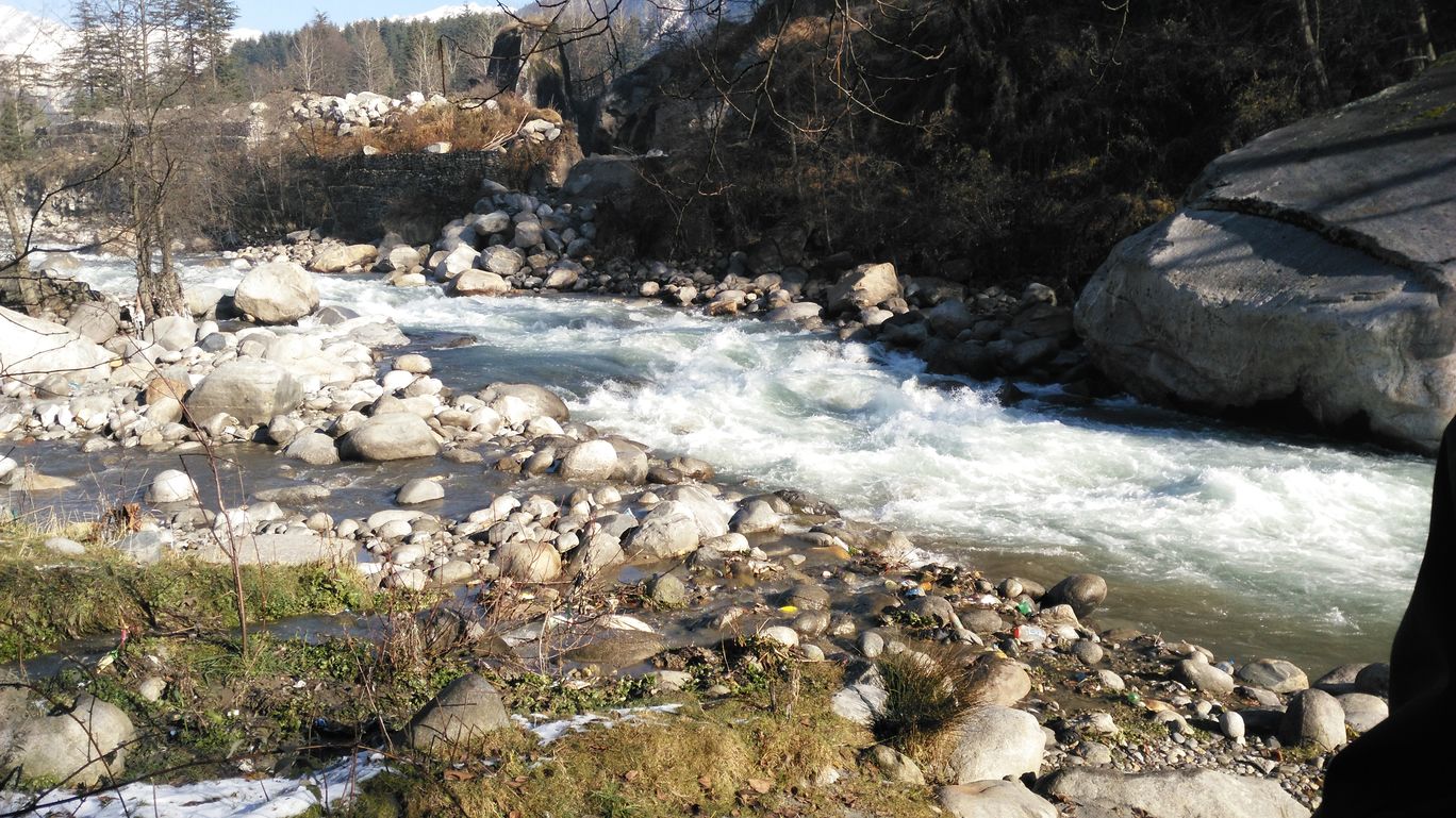 Photo of Manali's First Snow By Mahesh Maddala