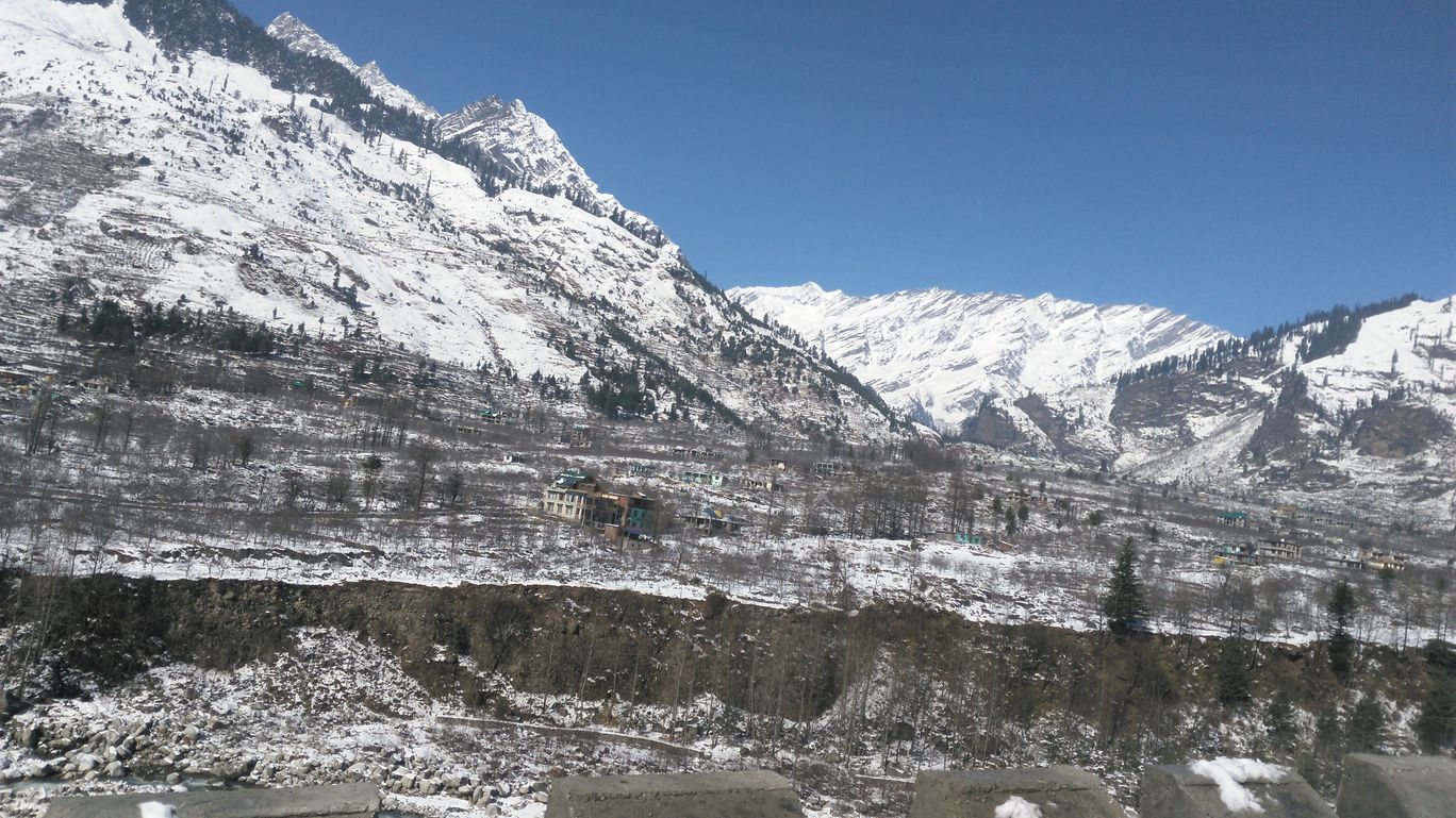 Photo of Manali's First Snow By Mahesh Maddala