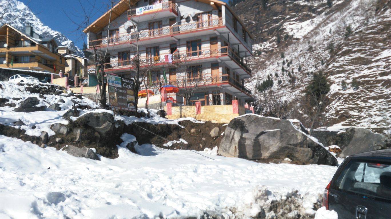 Photo of Manali's First Snow By Mahesh Maddala