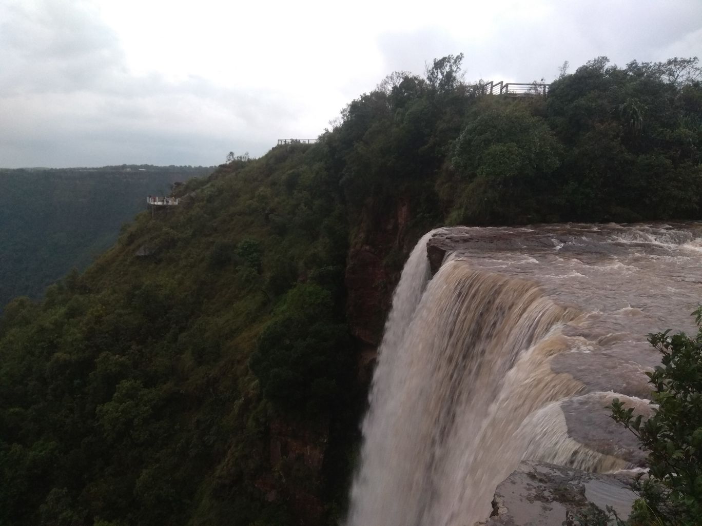 Photo of A Roadtrip to Dawki: A hidden paradise and a friendly international border By Mahesh Maddala