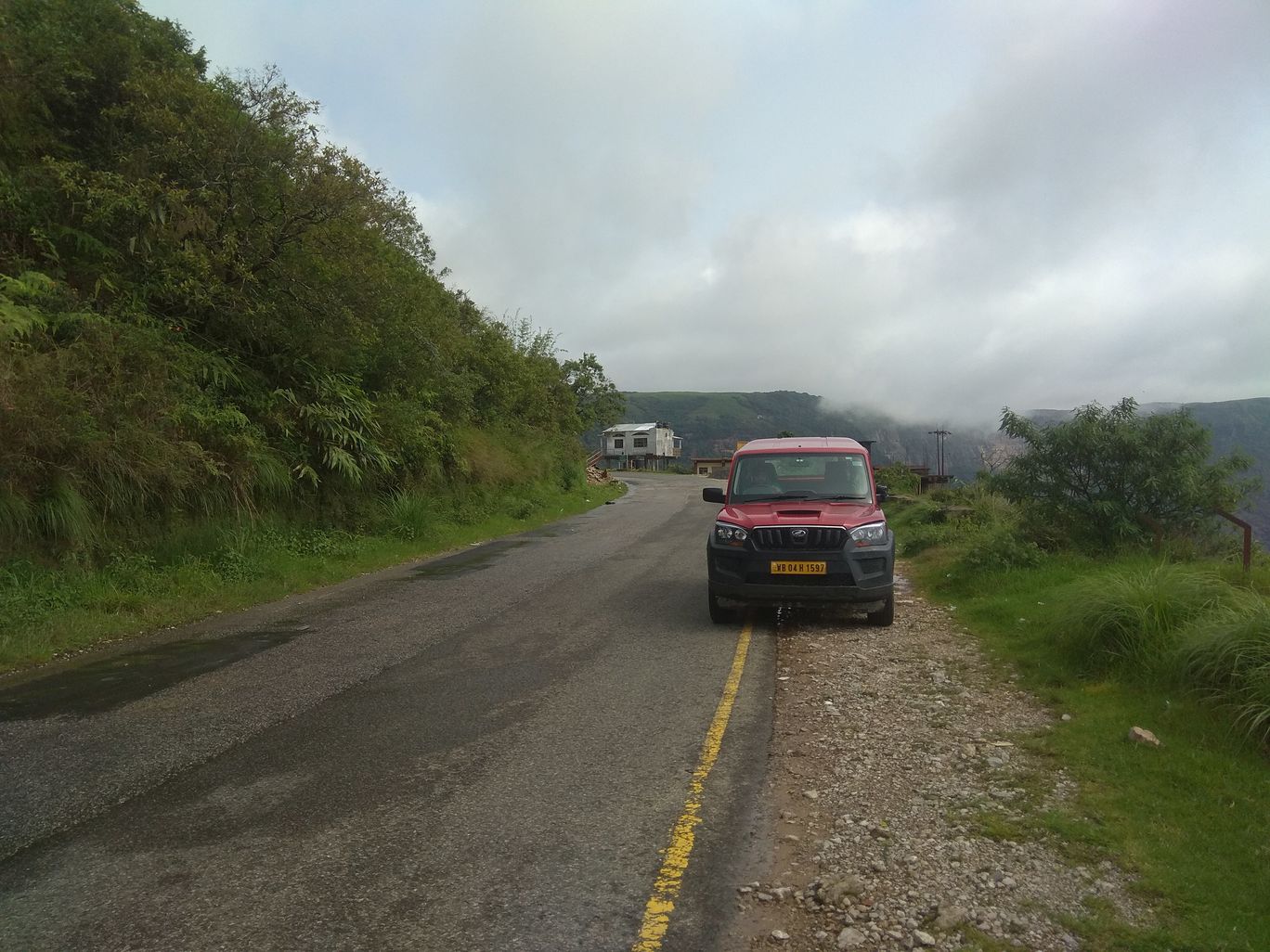 Photo of A Roadtrip to Dawki: A hidden paradise and a friendly international border By Mahesh Maddala