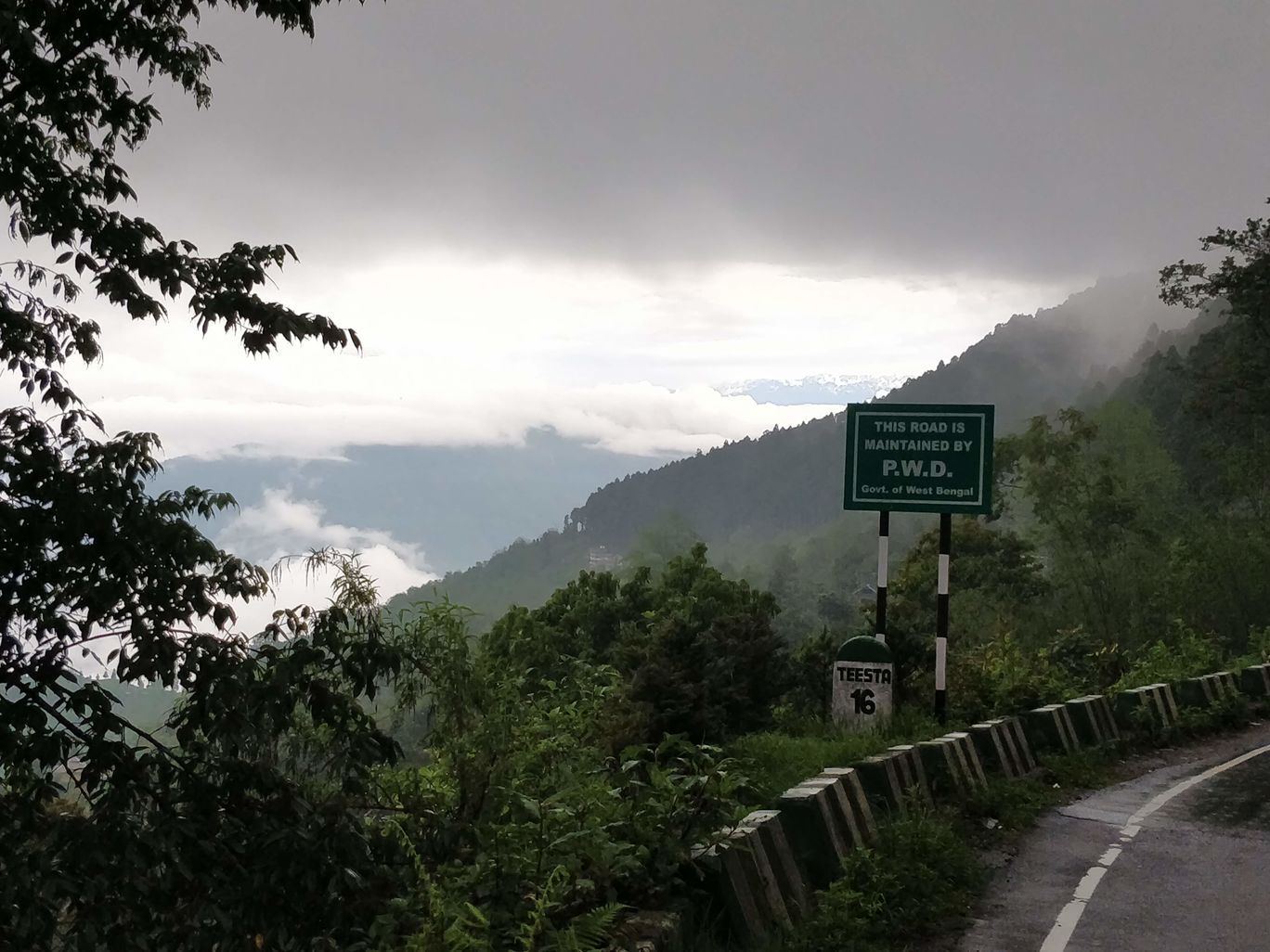 Photo of Northeast Trip Phase 1 - Darjeeling to Kalimpong By Mahesh Maddala