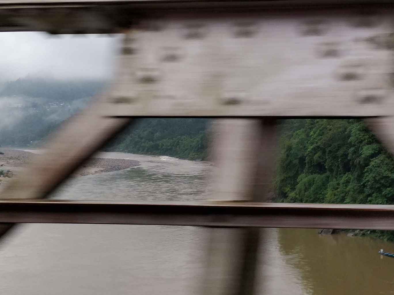Photo of Northeast Series: Guwahati to Dawki (India - Bangladesh Border) By Mahesh Maddala