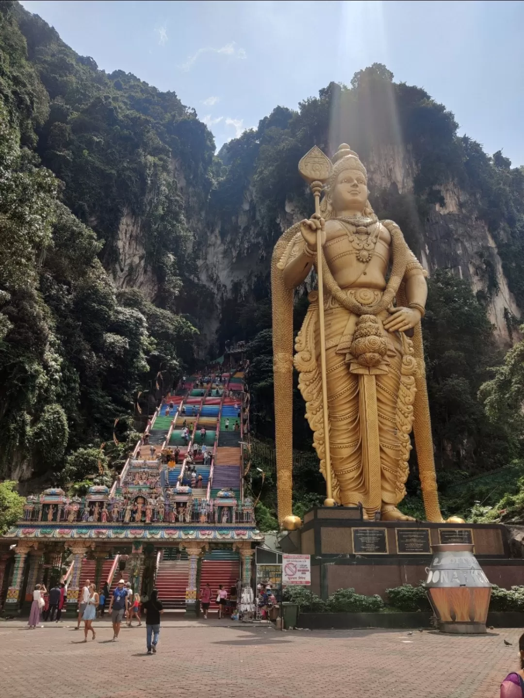 Photo of Batu Caves By Tejas Nehete