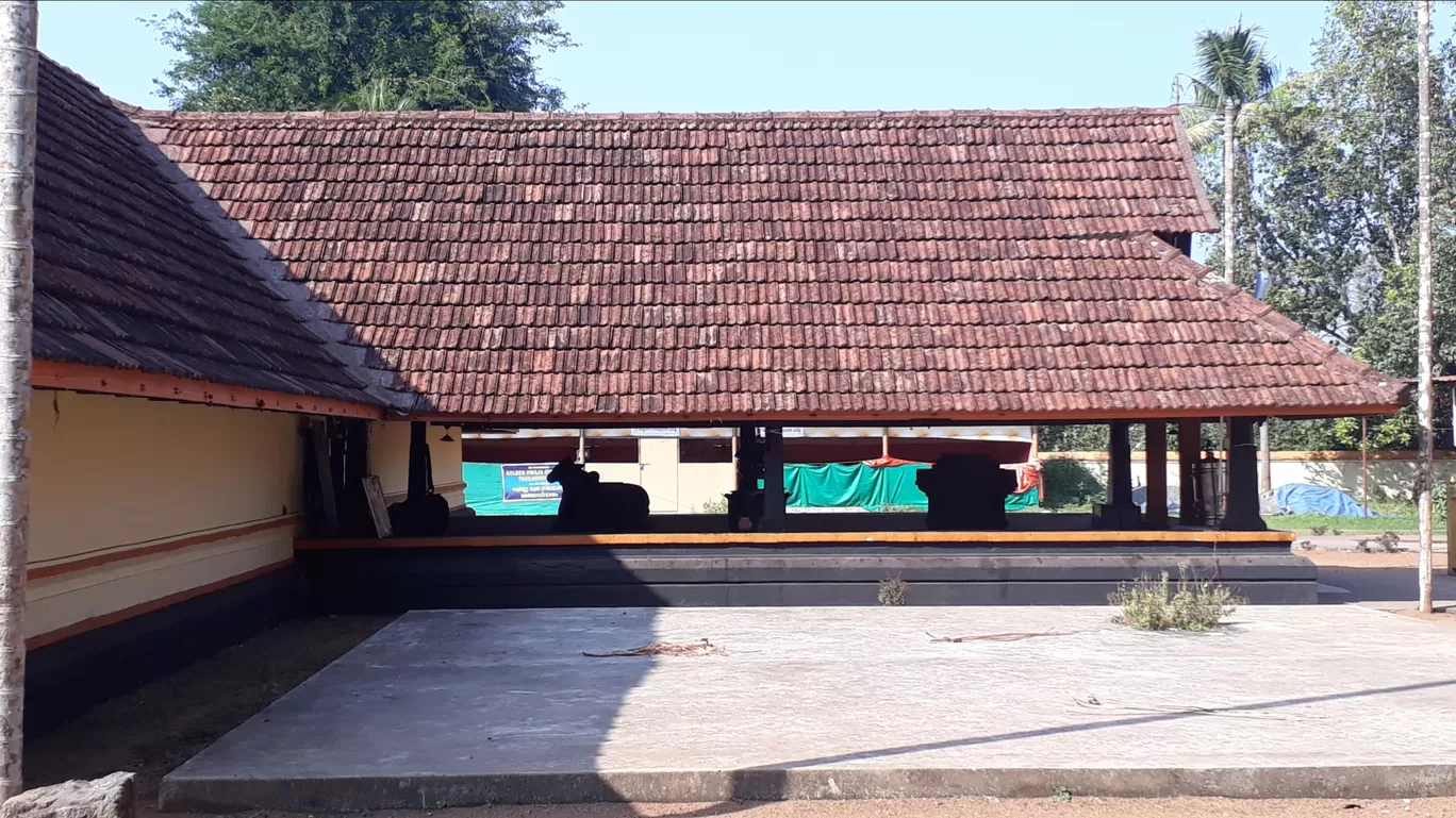 Photo of Kaduthuruthy Thaliyil Mahadeva Temple By Chief RedEarth