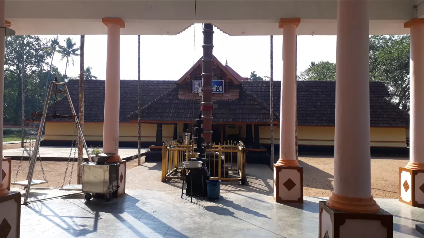 Photo of Kaduthuruthy Thaliyil Mahadeva Temple By Chief RedEarth