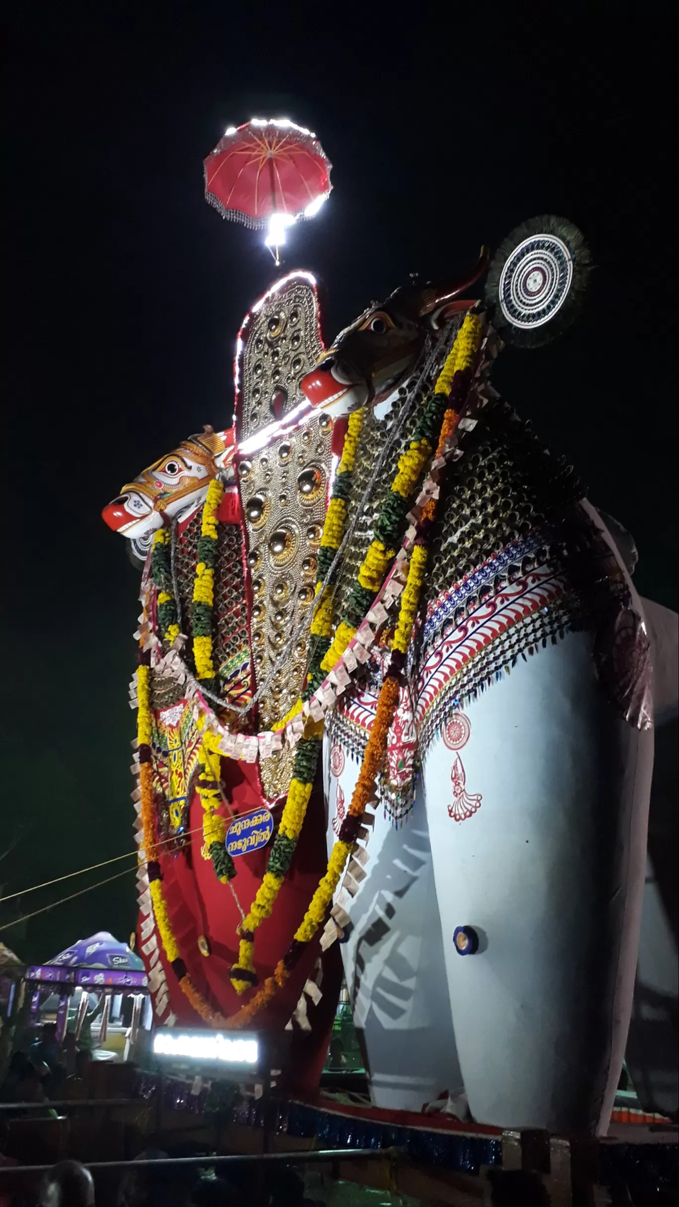Photo of Chunakkara mahadeva temple By Chief RedEarth