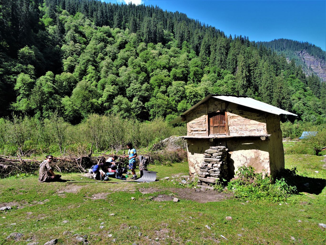 Photo of Rakti Glacier Trek Great Himalayan National Park By Dinesh Kumar