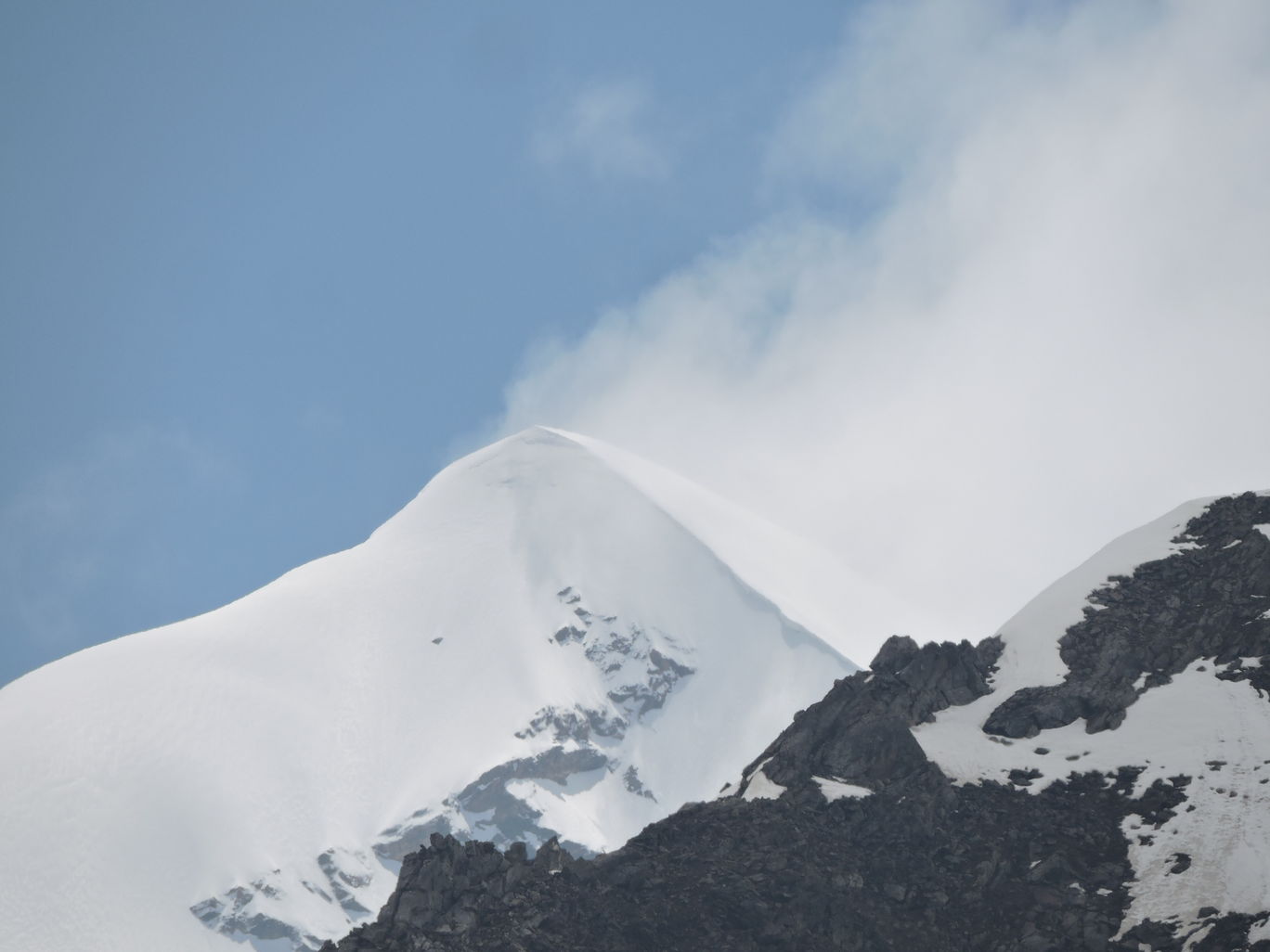 Photo of Rakti Glacier Trek Great Himalayan National Park By Dinesh Kumar
