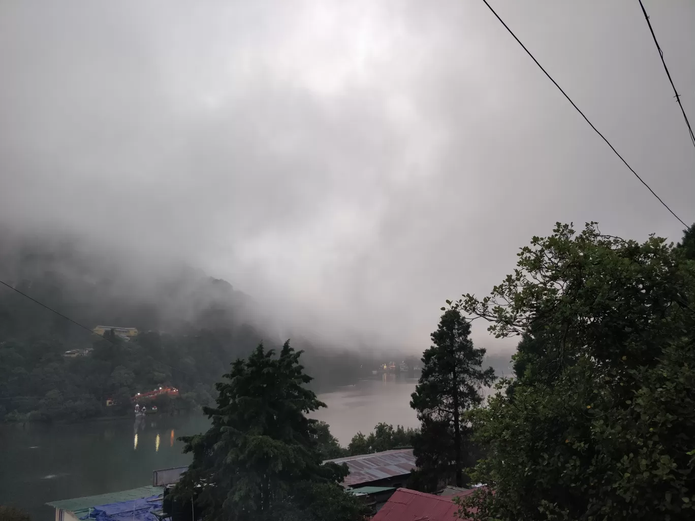 Photo of Naini Lake By Himanshu Sharma