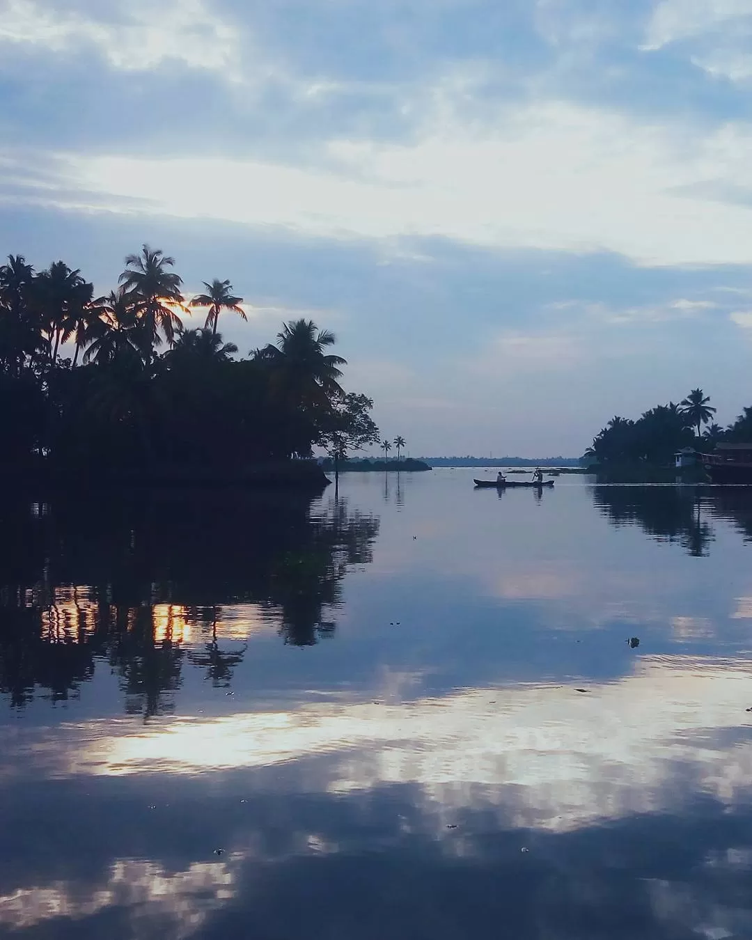 Photo of Kadamakkudy By jose raphael