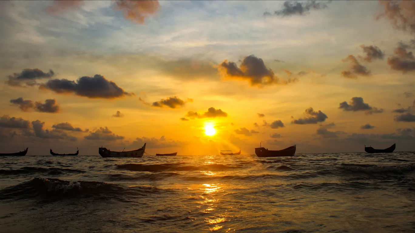 Photo of Marari Beach By jose raphael