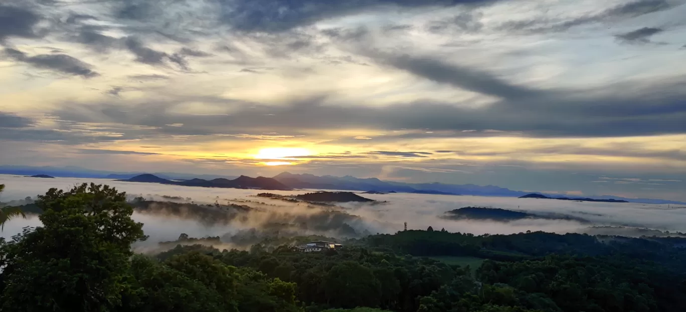 Photo of Koorumala View Point By jose raphael