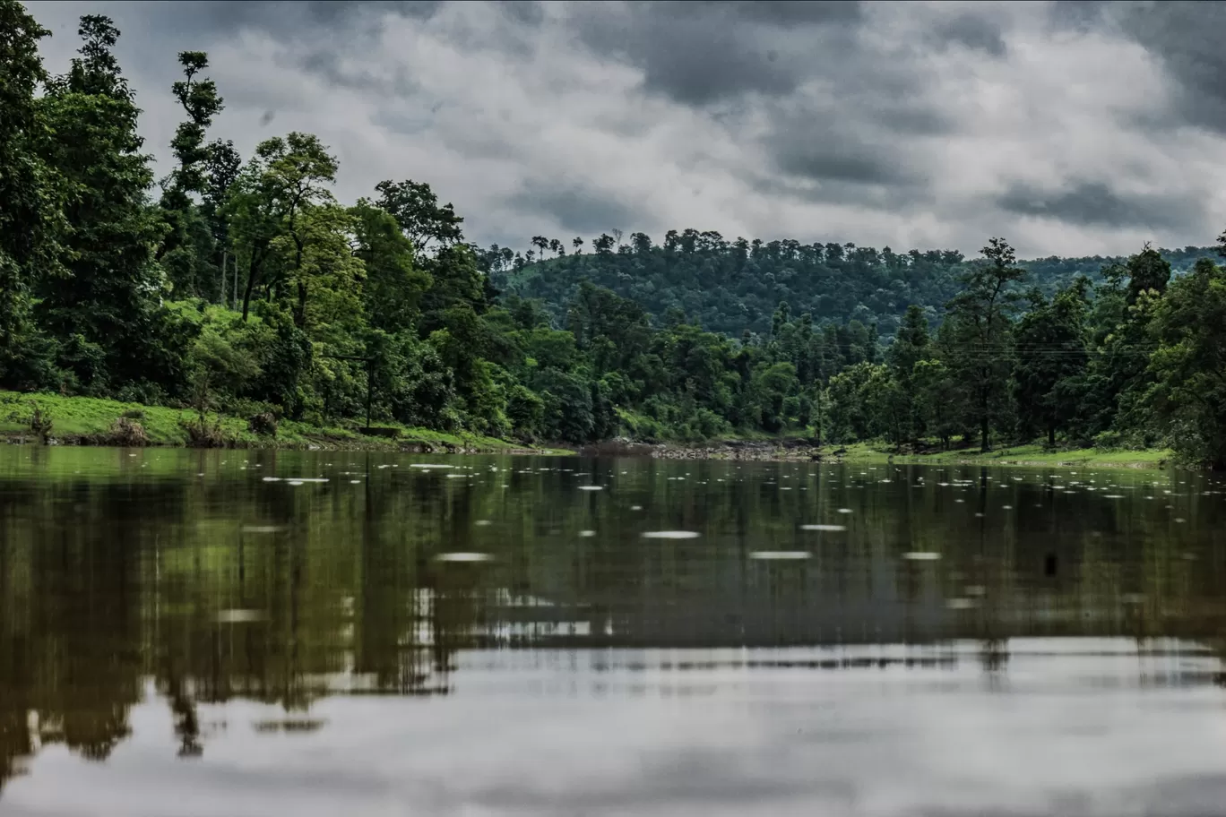 Photo of Don Hill station Gujarat By Kavish Desai