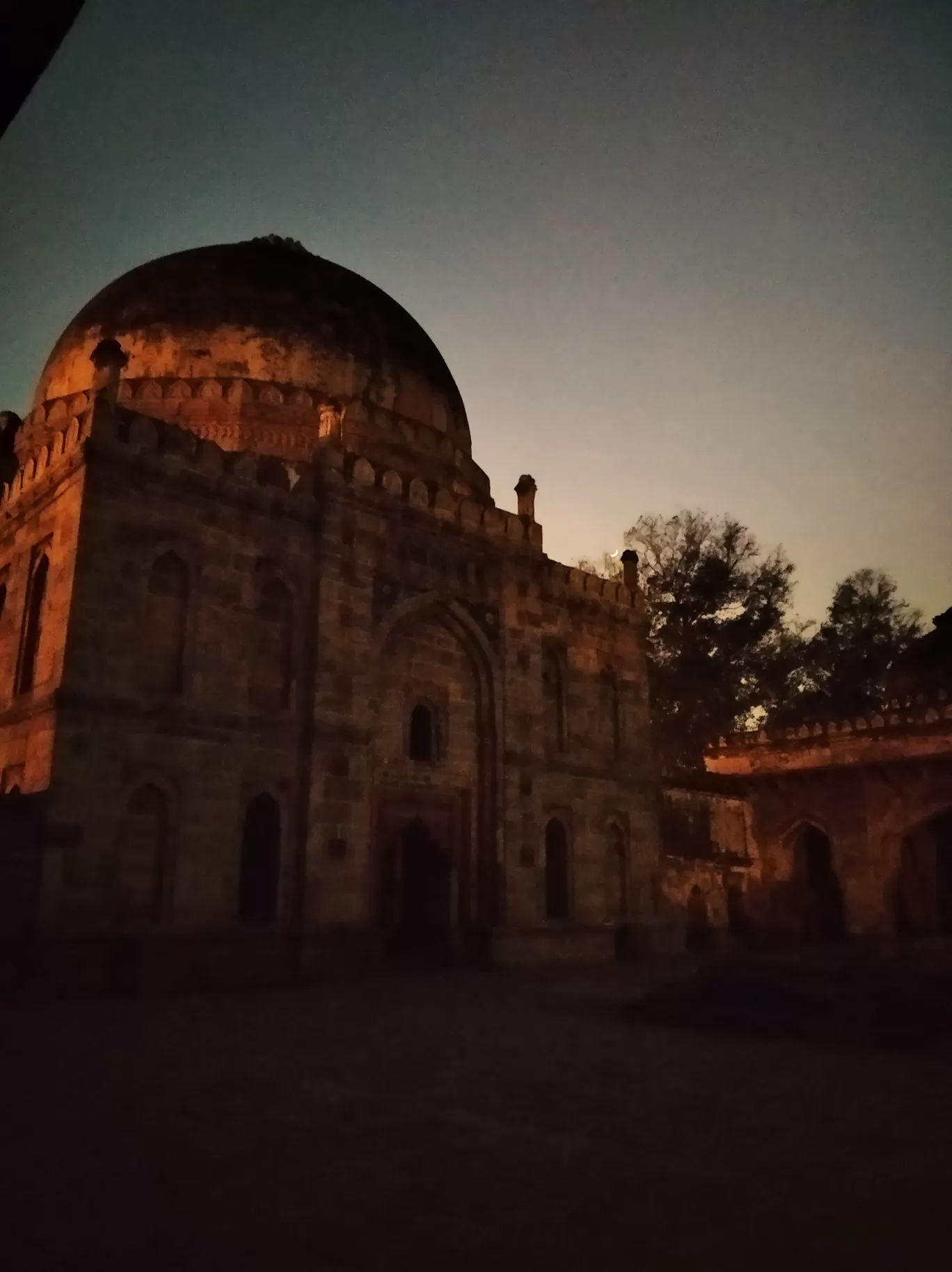 Photo of Lodhi Garden By Mitrajit Biswas
