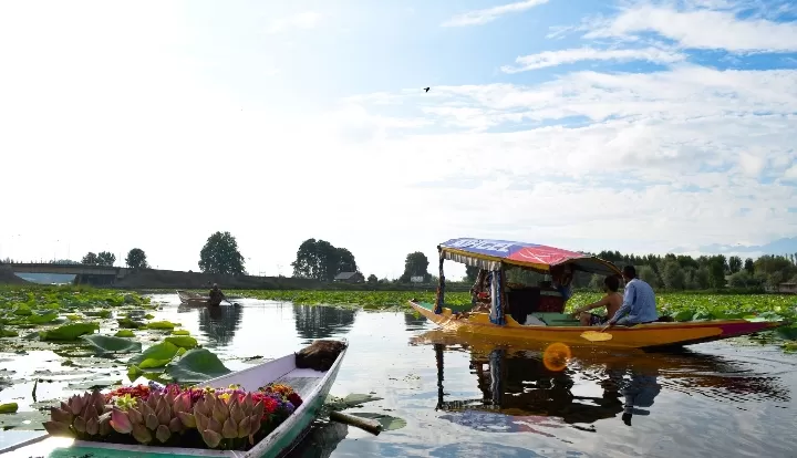 Photo of Jammu and Kashmir By Bongyatri - Sourav and Anindita