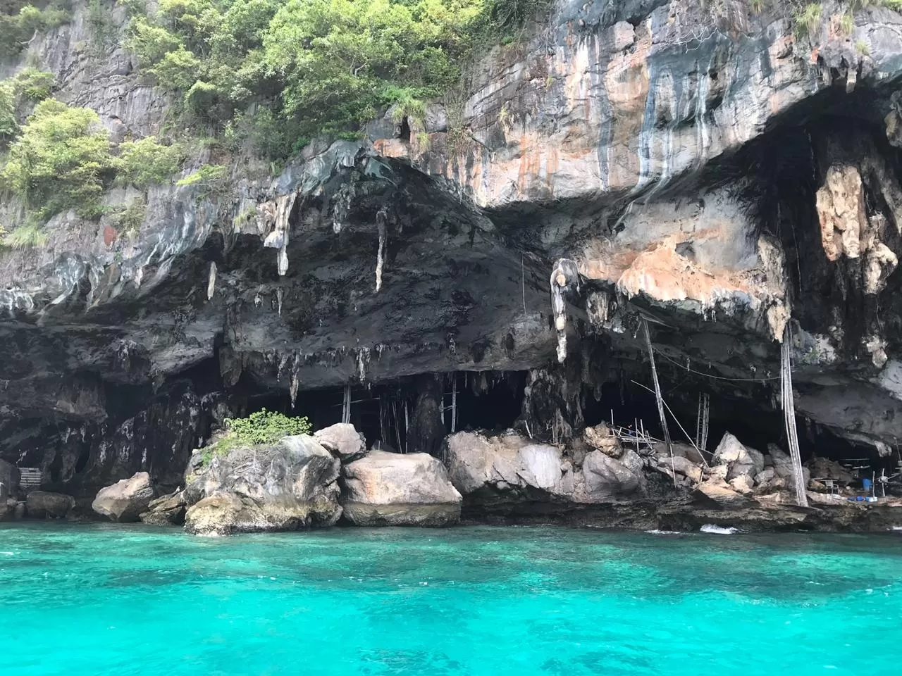 Photo of Phi Phi Islands By Parakh Gupta