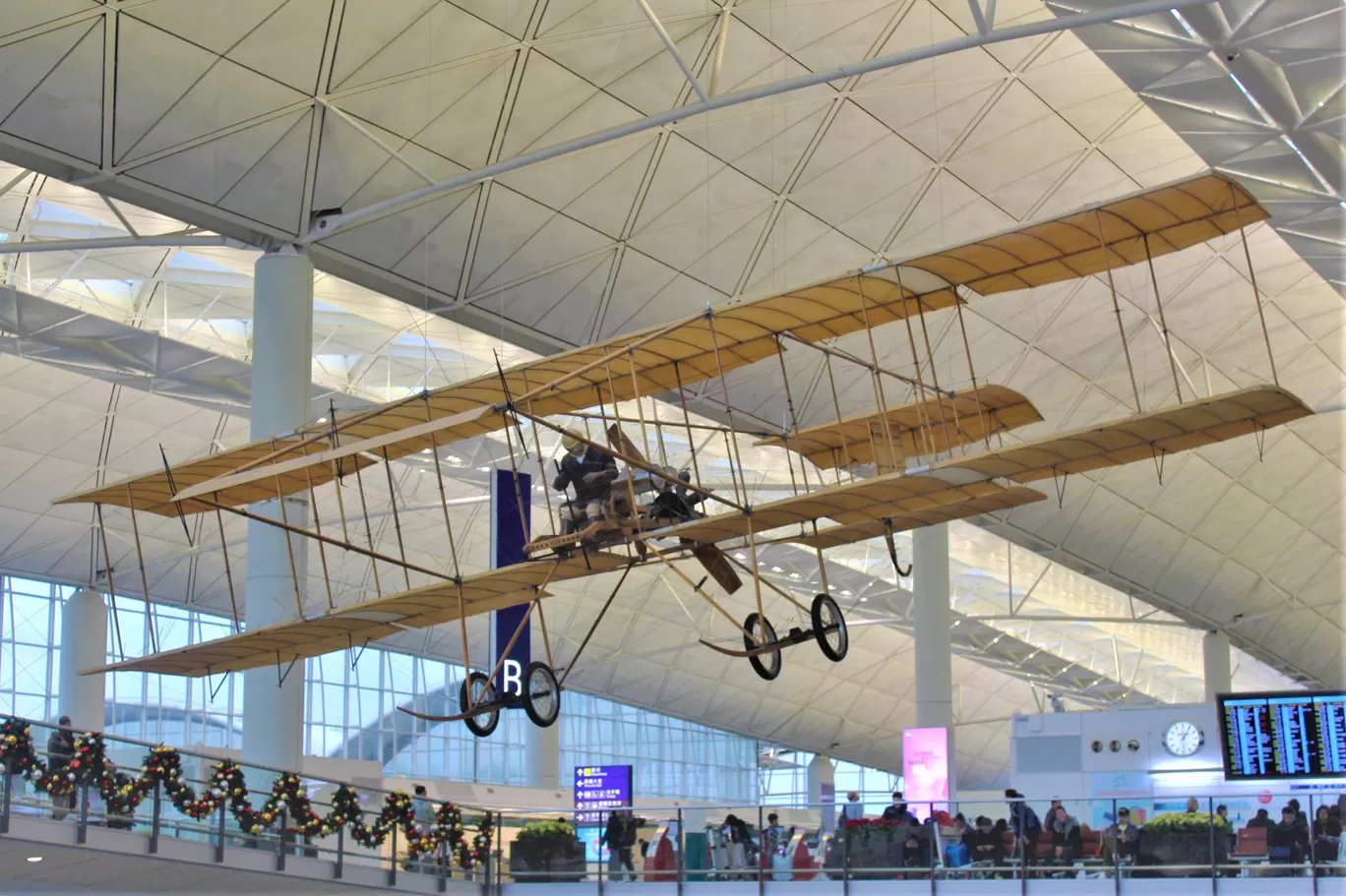 Photo of Hong Kong International Airport By Oindrila Soni
