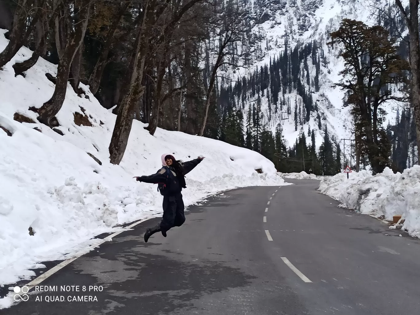 Photo of Leh Manali Highway By kanika tyagi