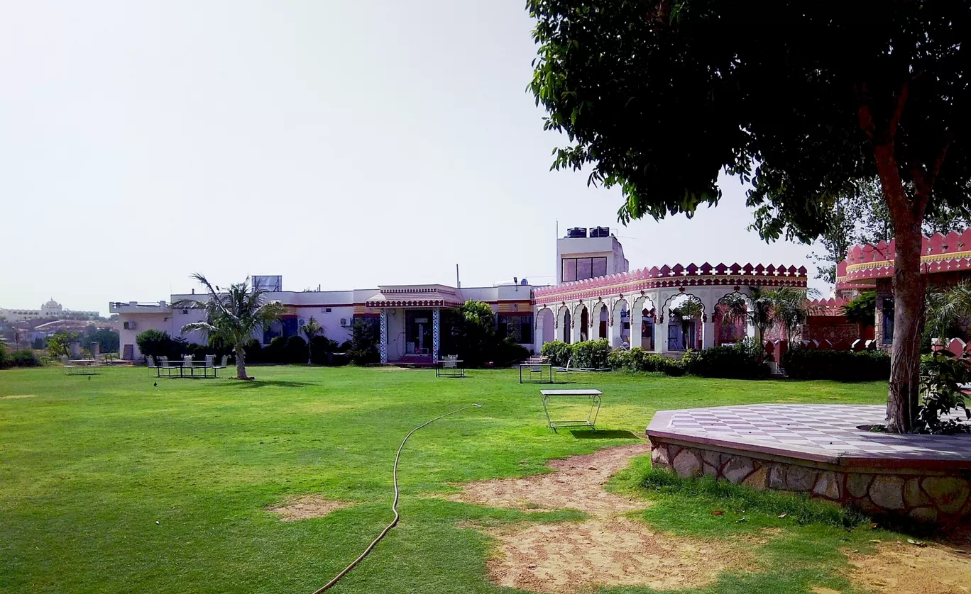 Photo of THE COUNTRY SIDE RESORT By Divya Golyan