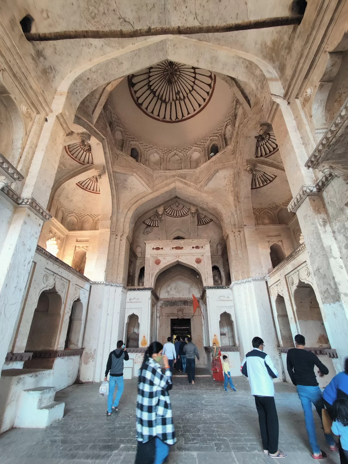 Photo of Chaturbhuj temple By Deepak Kapoor