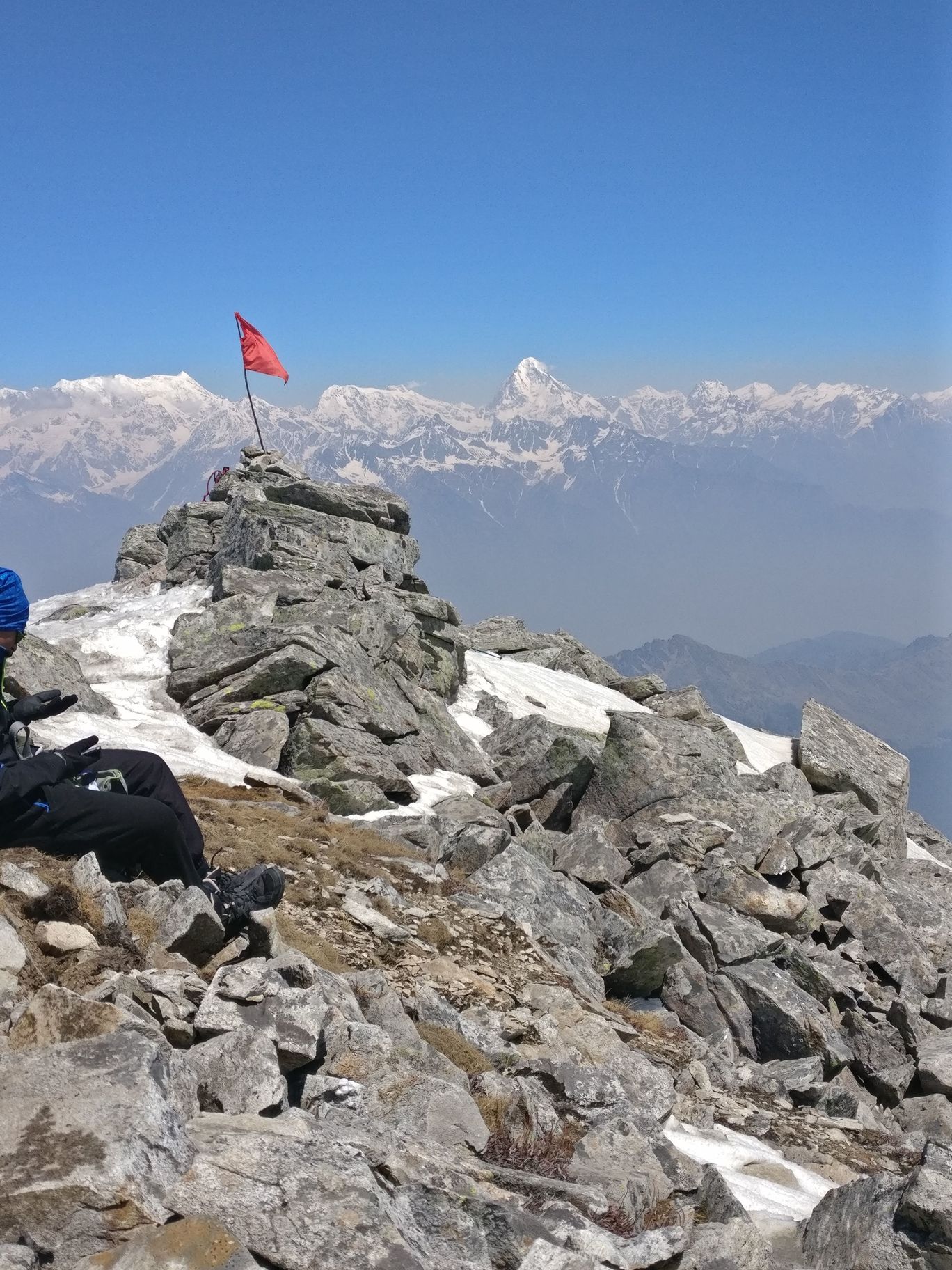 Photo of Kuari Pass & Pangarchulla Peak By Deepak Kapoor
