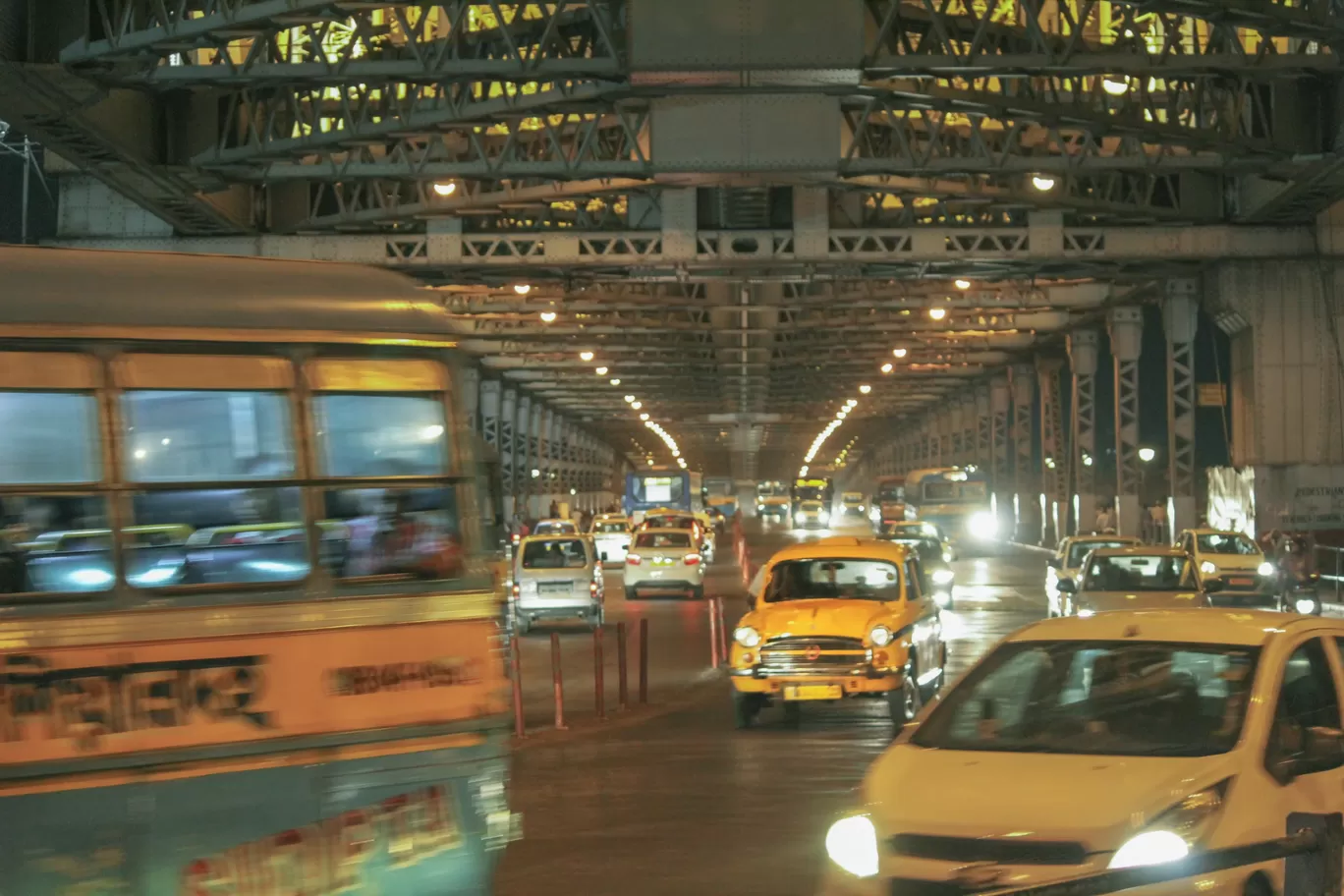 Photo of Kolkata By Explore_with_Mohini