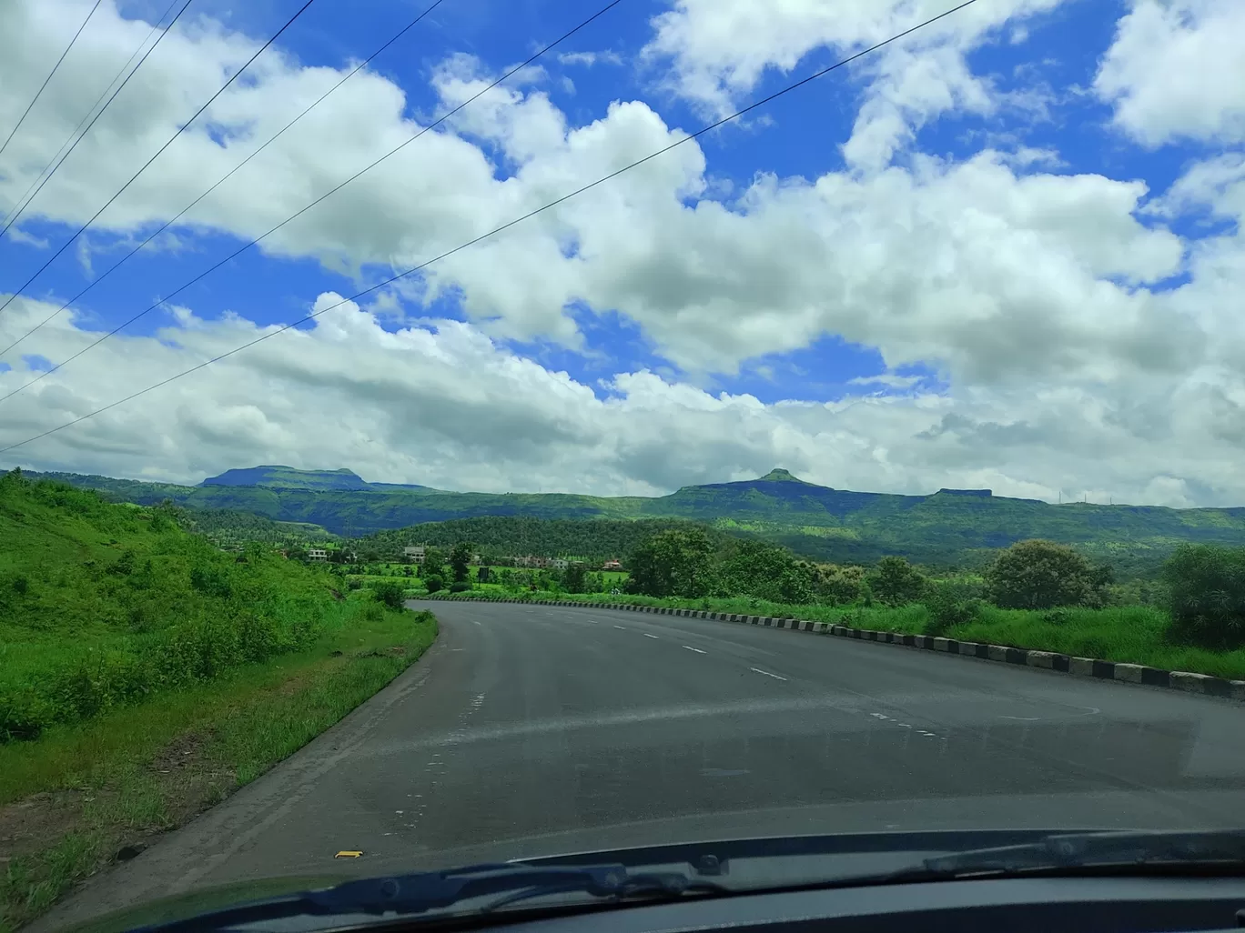 Photo of Mumbai - Nashik Expressway By Mridhul Fotedar