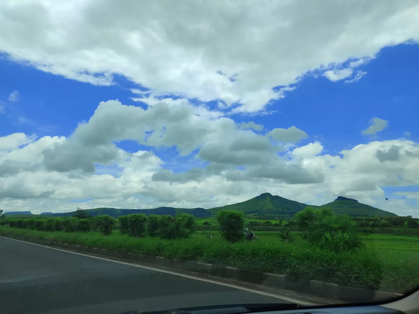 Photo of Mumbai - Nashik Expressway By Mridhul Fotedar