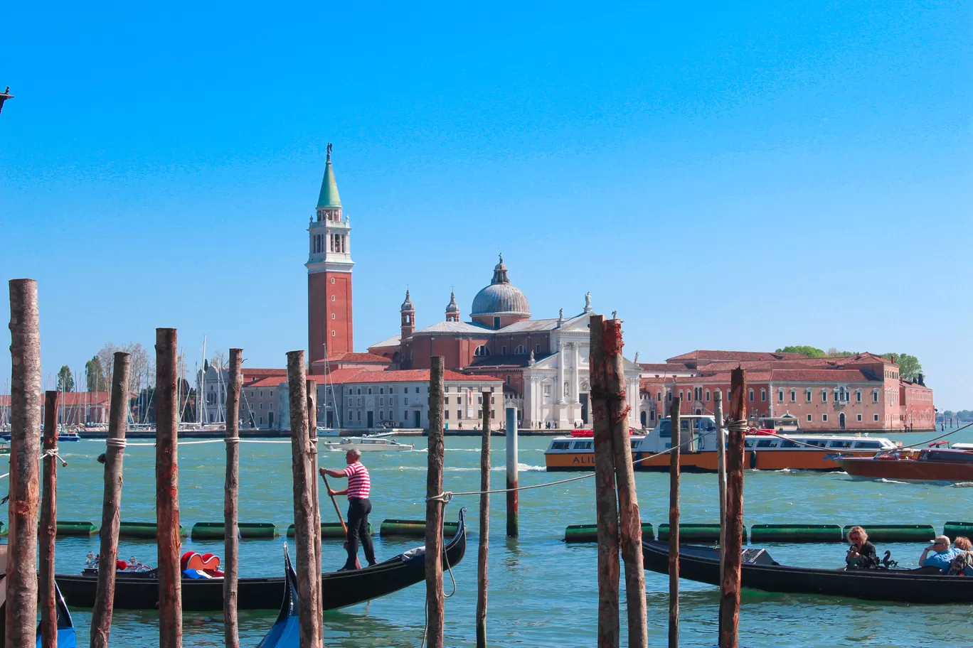 Photo of Metropolitan City of Venice By Purusottam Mohanty