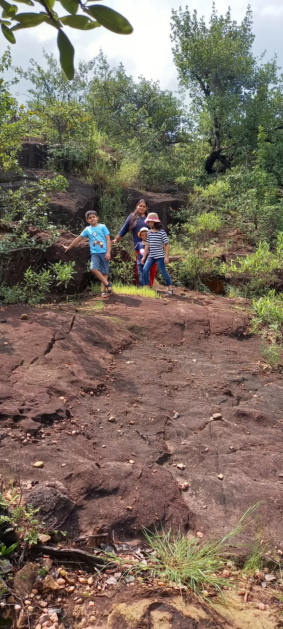 Photo of Panchmarhi Hill Station By Vivekanand Tiwari