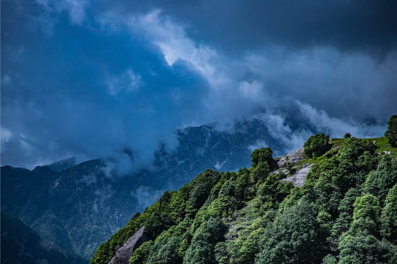 Photo of Himalayas By Kashish Lamba
