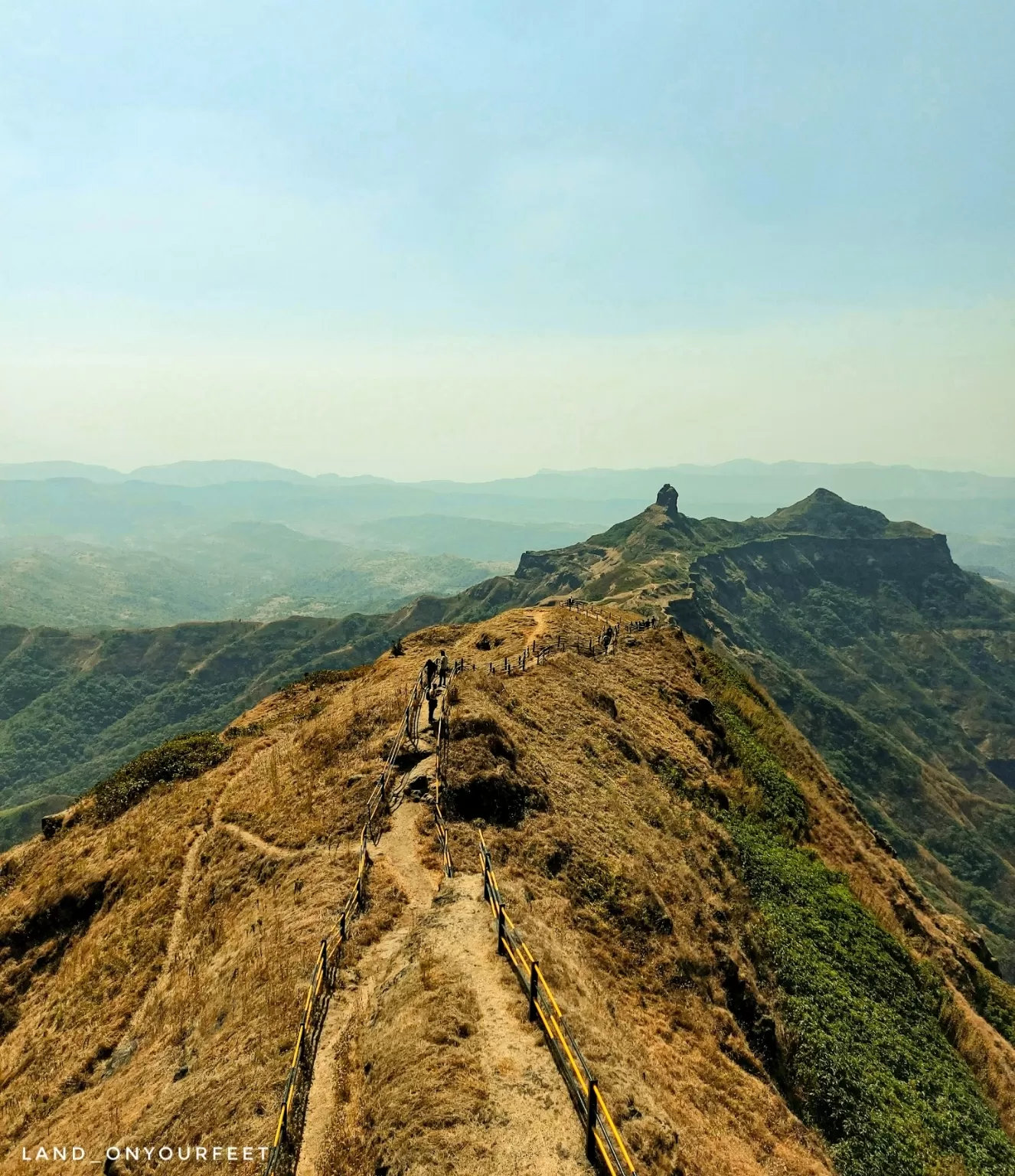 Photo of Torna Fort By Saawan Kulkarni