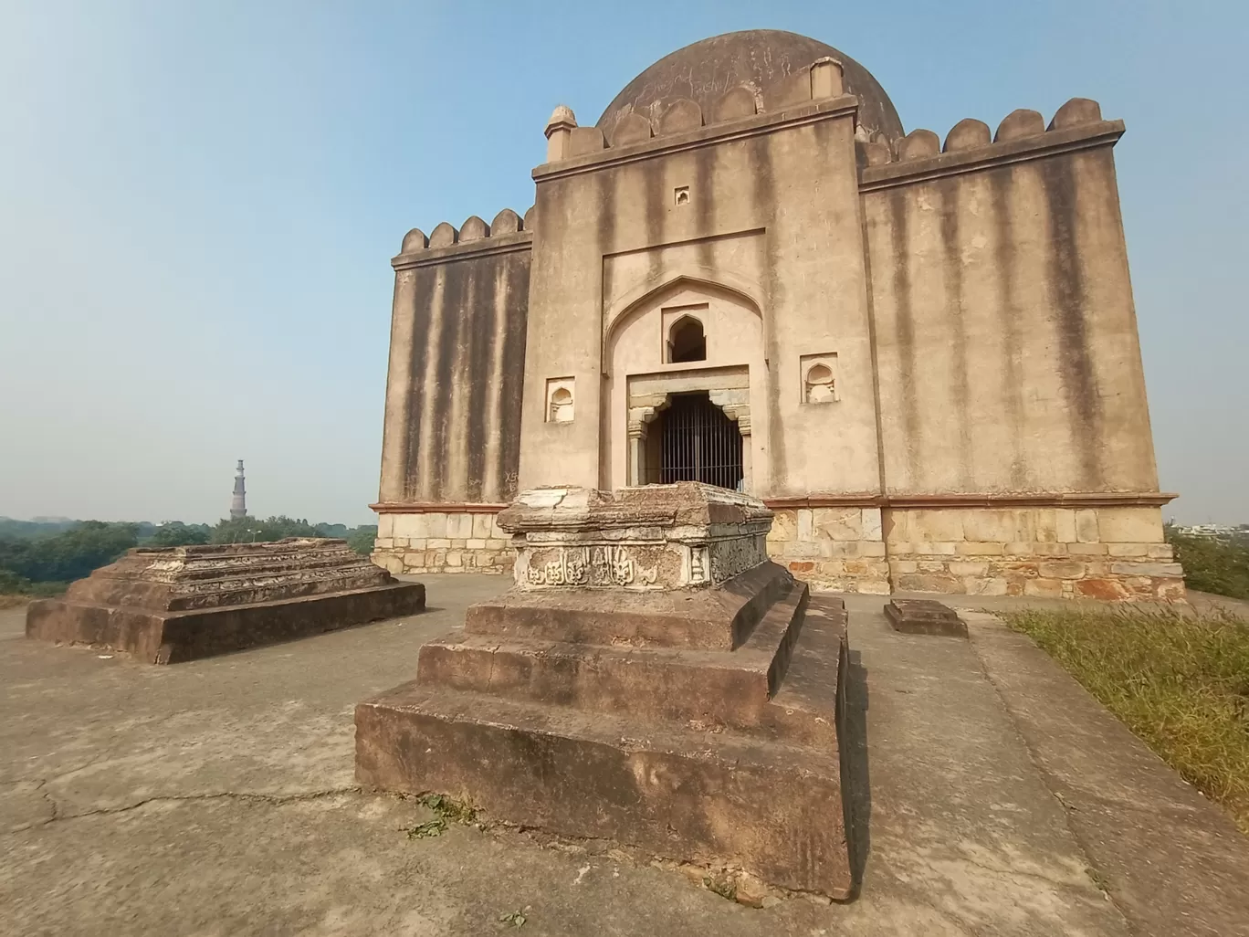 Photo of Azim Khan Tomb By Tirtha