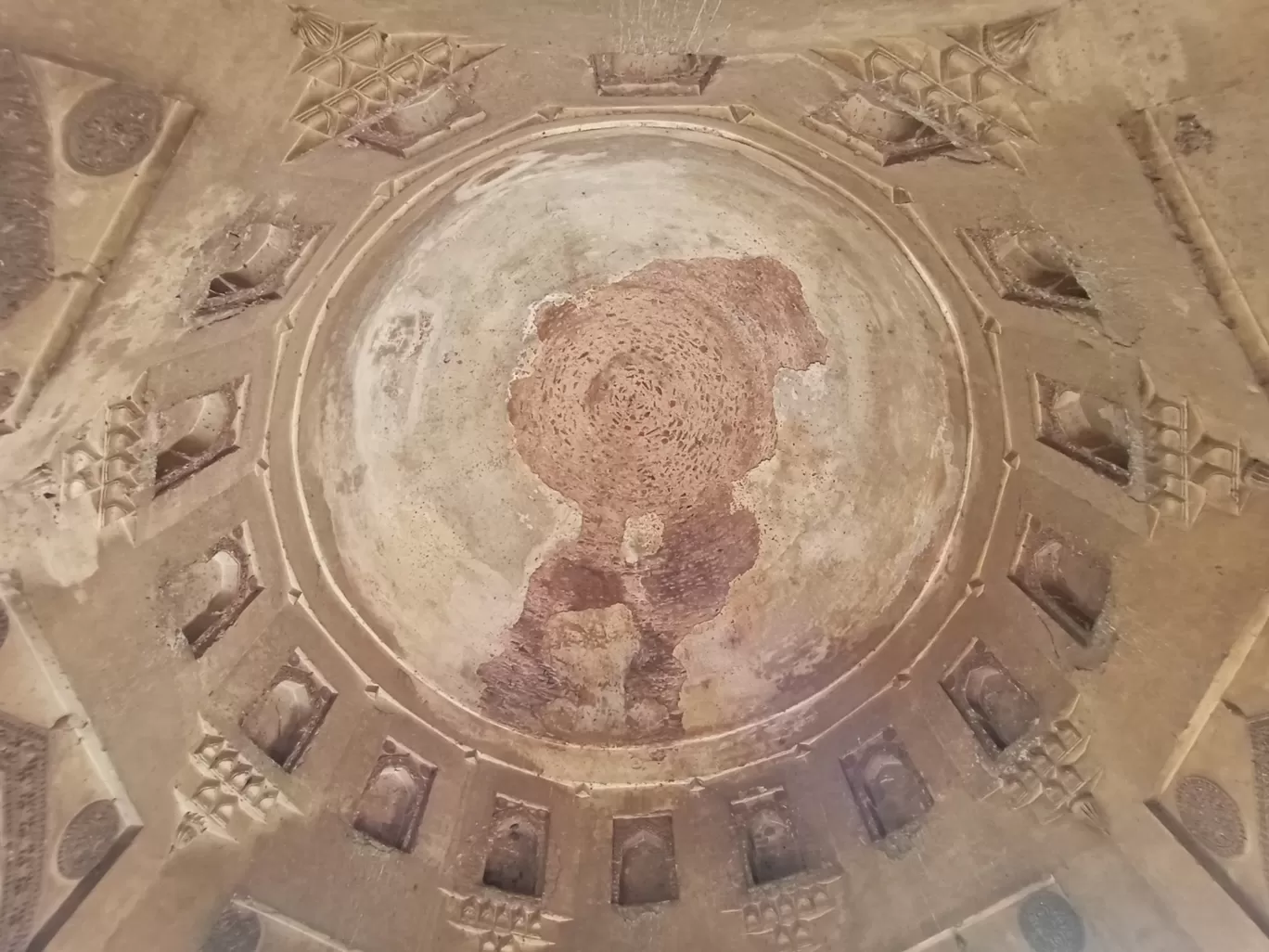 Photo of Azim Khan Tomb By Tirtha