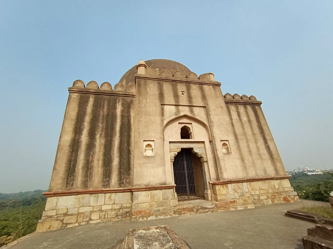 Photo of Azim Khan Tomb By Tirtha