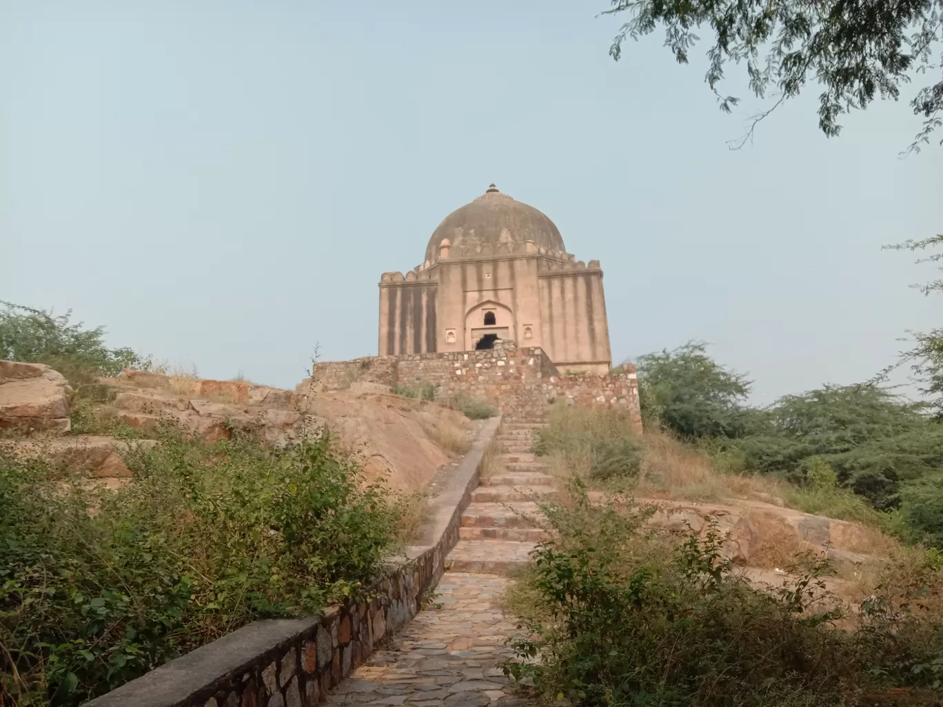 Photo of Azim Khan Tomb By Tirtha