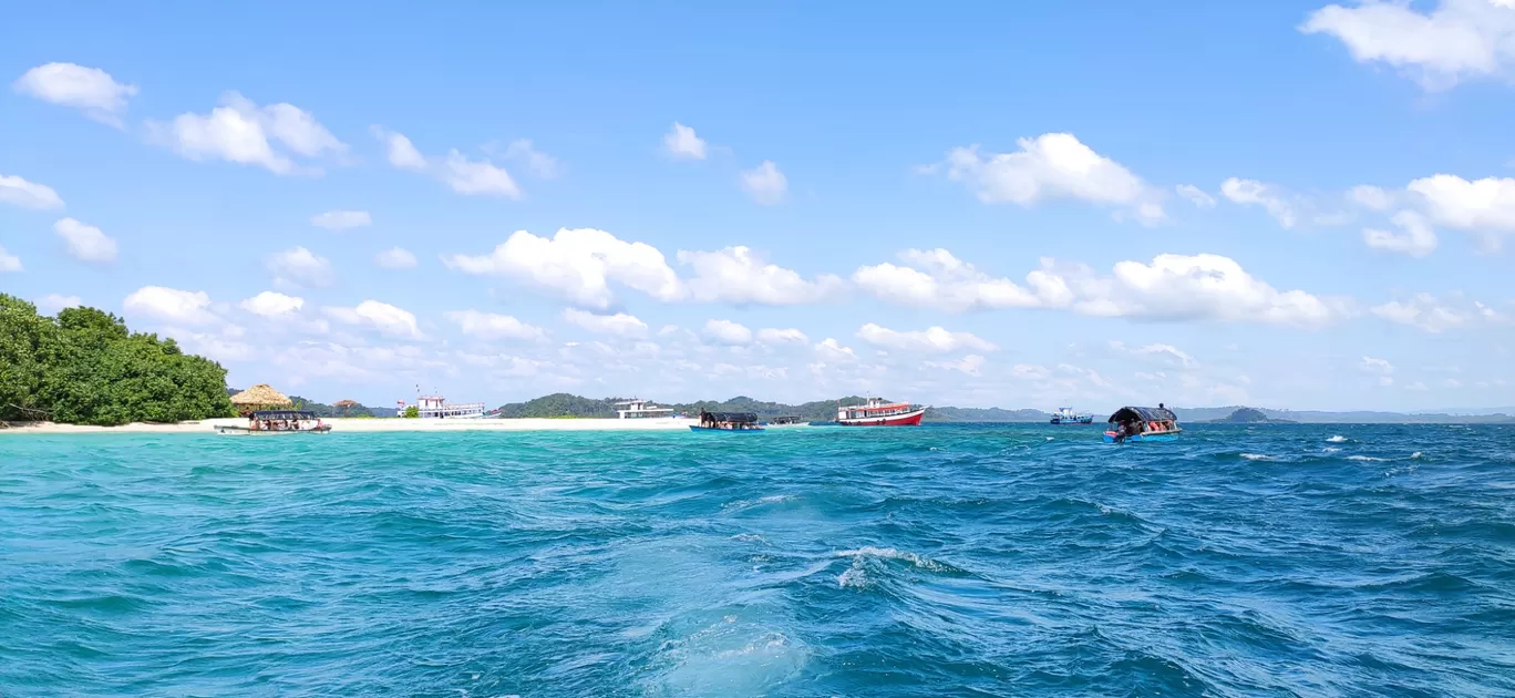 Photo of Jolly Buoy Beach By Dharmendra Patel