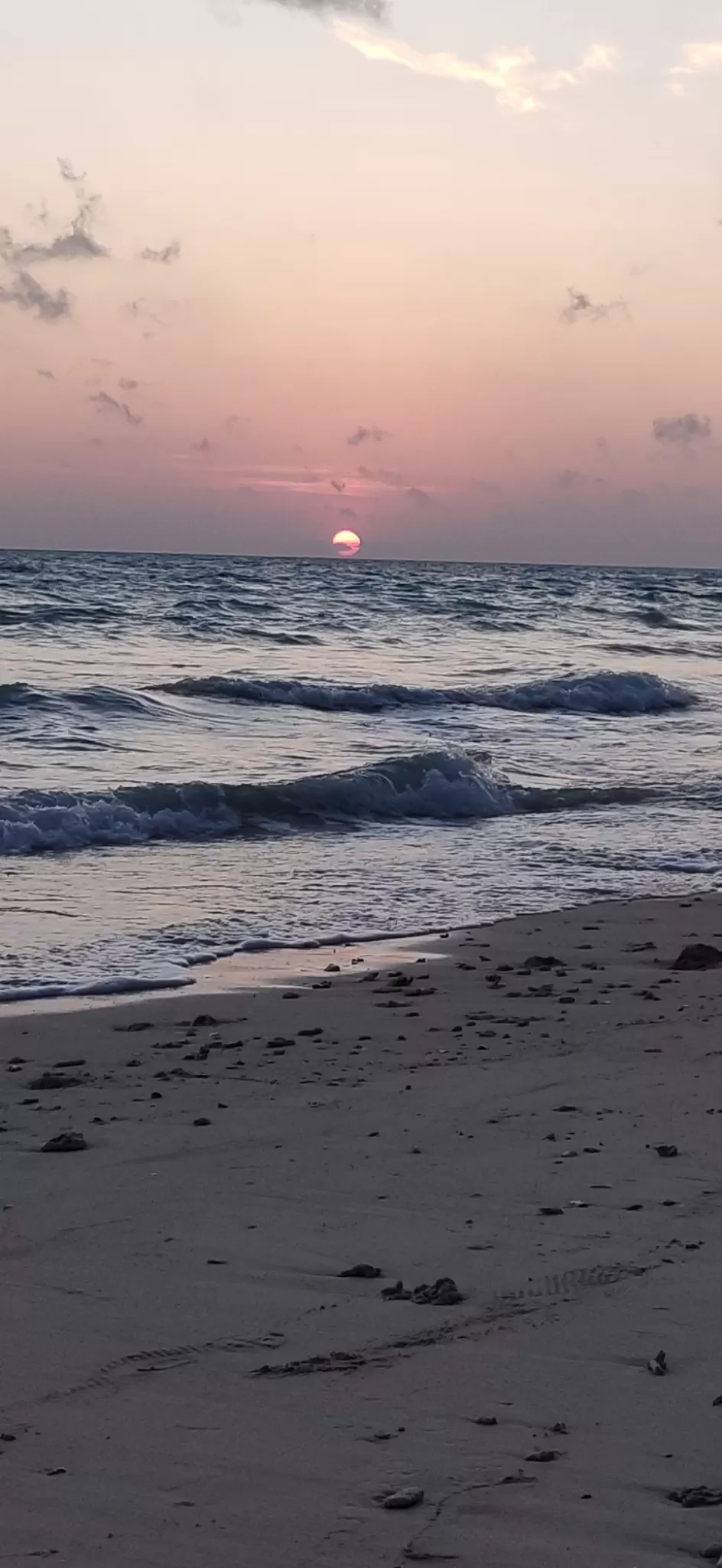 Photo of Radha Nagar beach By Dharmendra Patel