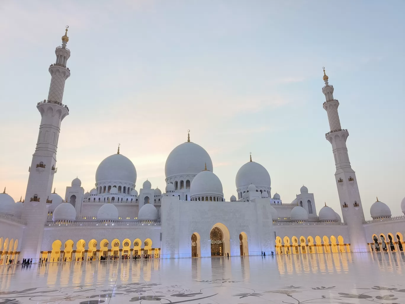 Photo of Sheikh Zayed Grand Mosque By Mastane Musafir