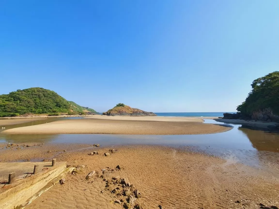 Photo of Nivati Beach By Aditi Sawant