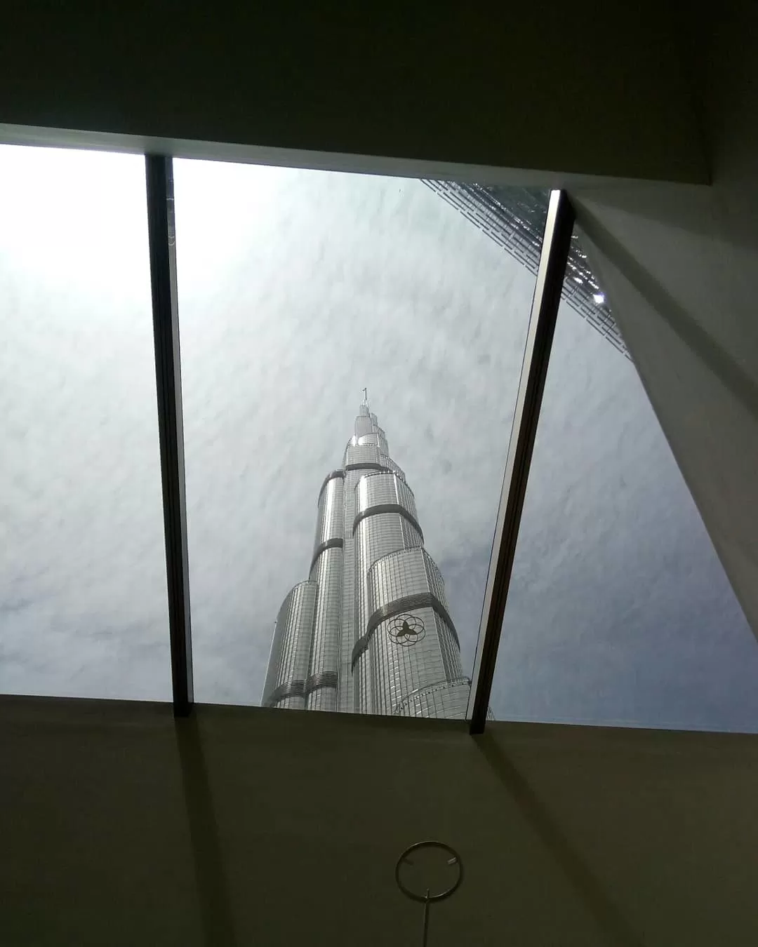 Photo of Burj Khalifa - Sheikh Mohammed bin Rashid Boulevard - Dubai - United Arab Emirates By Ayushi Sangotra