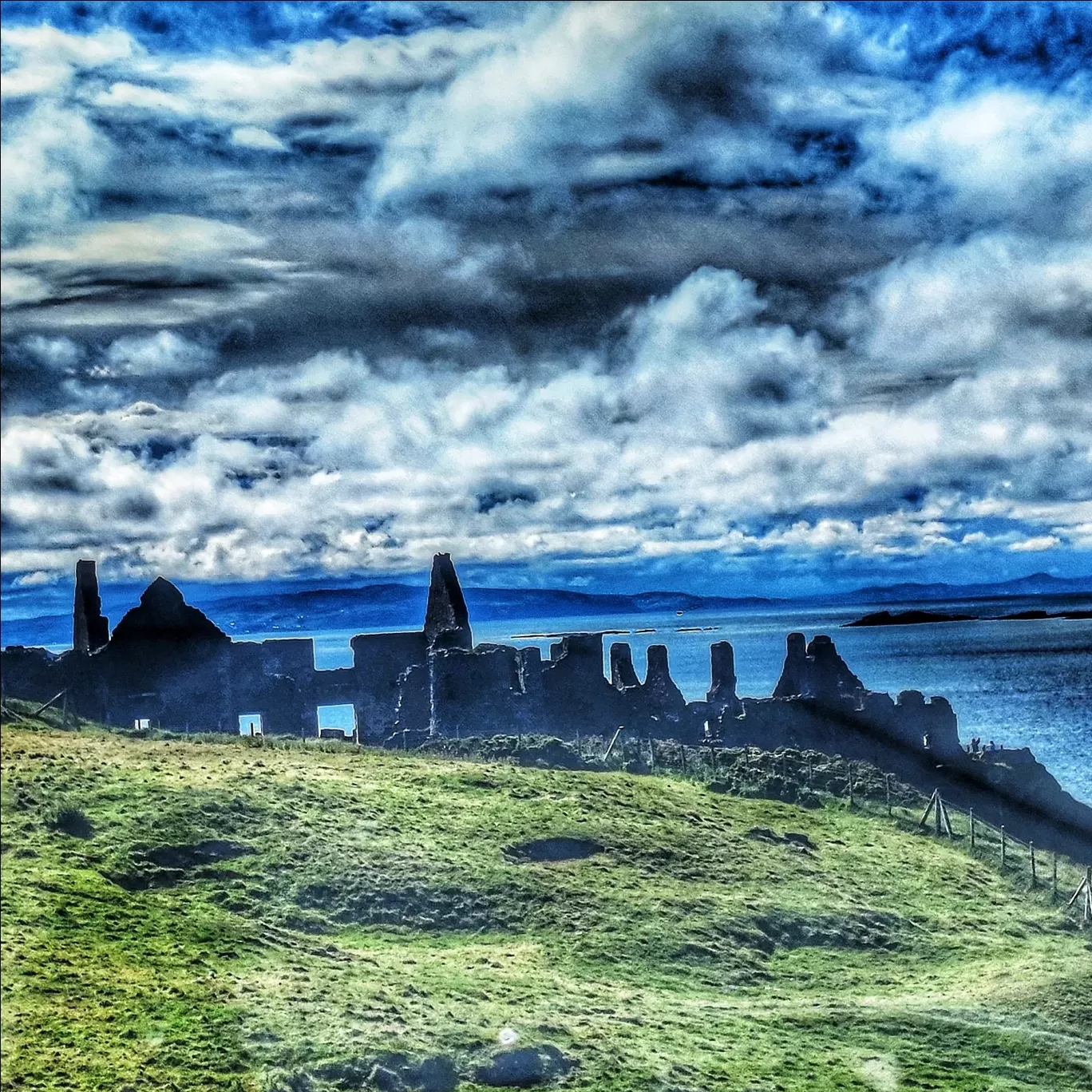 Photo of Dunluce Castle By Meetu Varshney